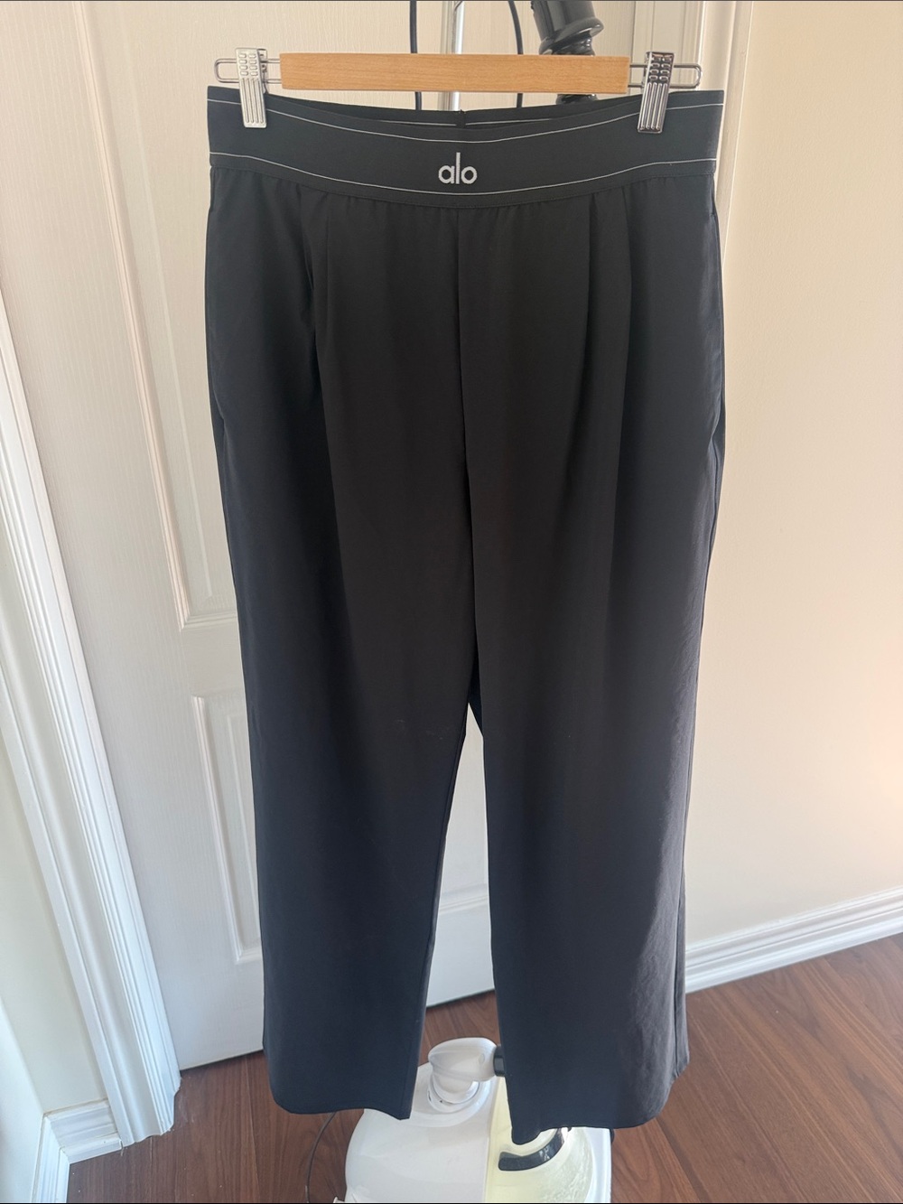 Alo Suit up Trouser, Size: M Regular